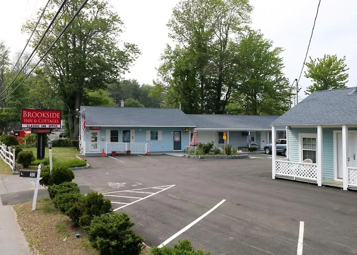 Brookside Inn & Cottages Saco