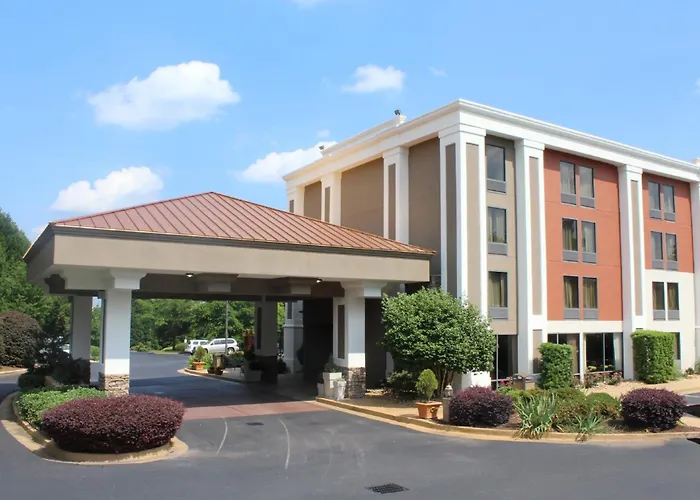 Holiday Inn Express Forsyth By Ihg
