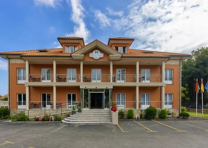 Villa De Llanes