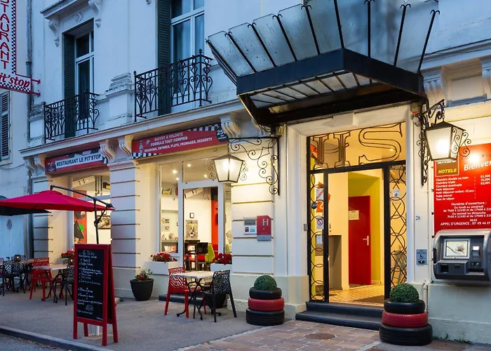 Enzo Hotels Contrexeville