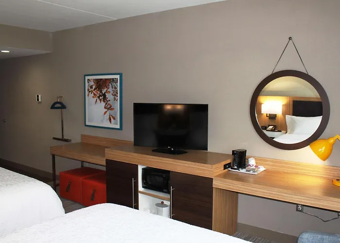 Hampton Inn Forsyth