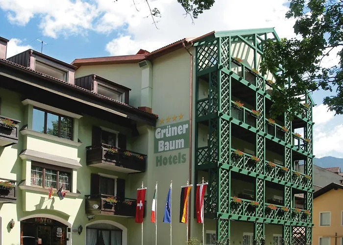 Hotel Gruener Baum Bressanone