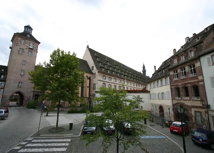 Logis Hotel Restaurant Au Cerf D'Or Straatsburg