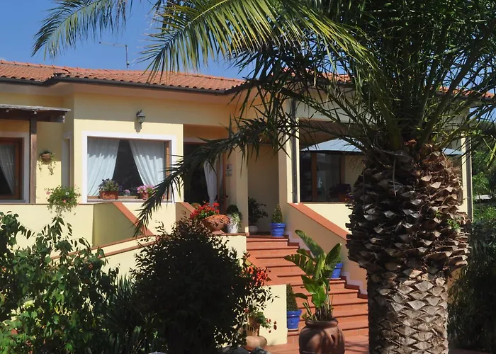 Hotel Tirrena Bike & Country Hotel