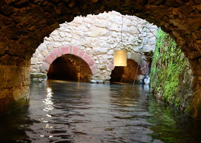 Caserón De La Fuente