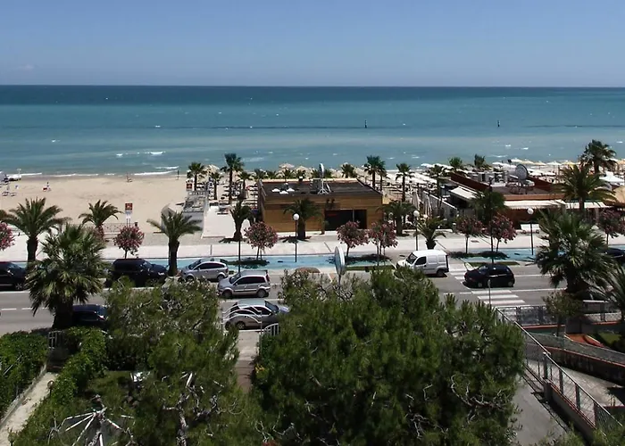 Hotel La Maestra