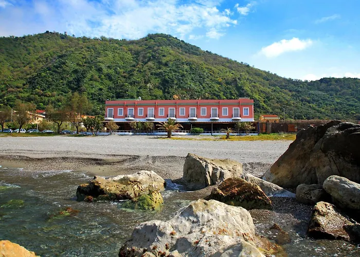 Hotel Ristorante La Scogliera - NUOVA GESTIONE Piraino