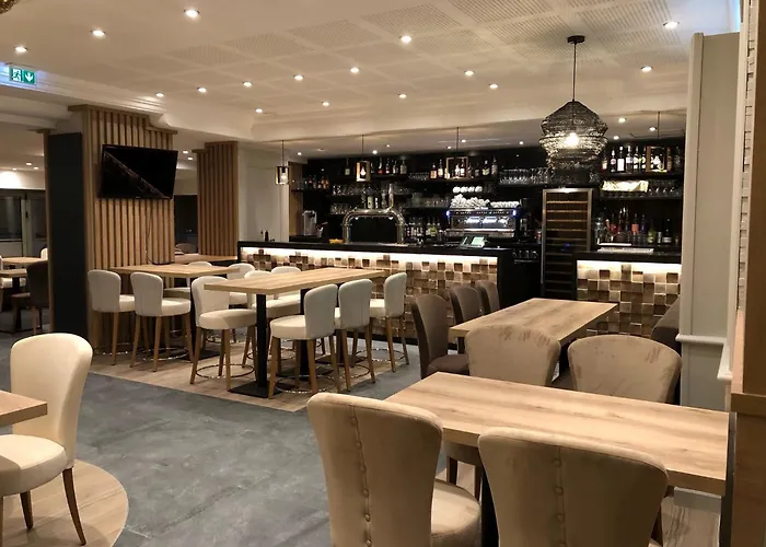 Best Western Le Duguesclin Hôtel-Restaurant Saint-Brieuc