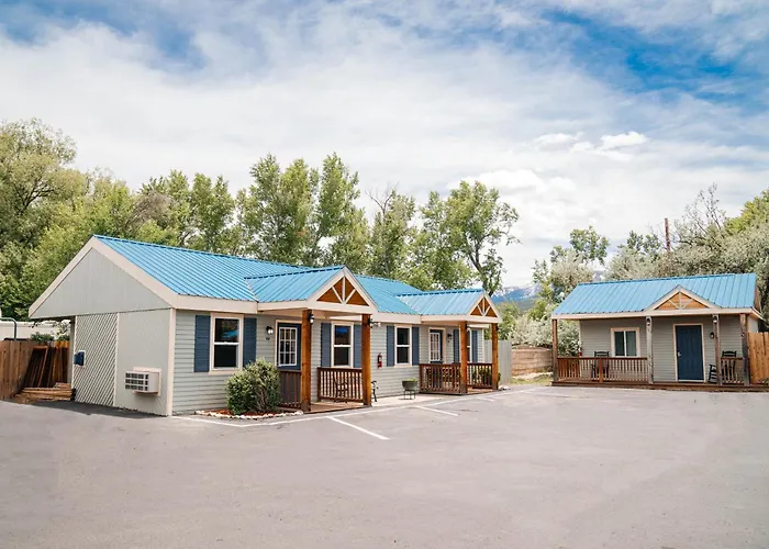 Salida Inn & Monarch Suites