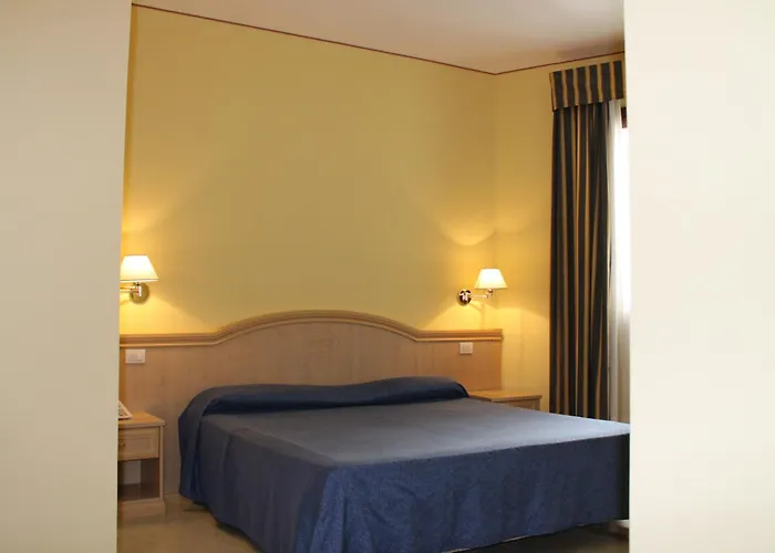 Yacht Marina Hotel Pantelleria