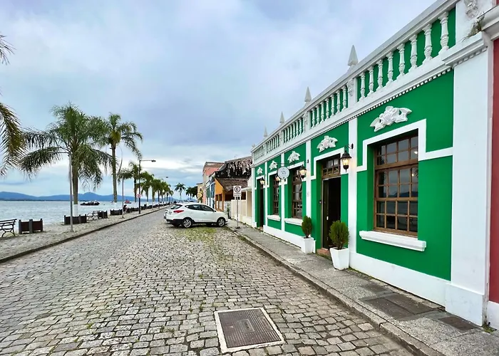 Hotéis centrais de Sao Francisco do Sul 