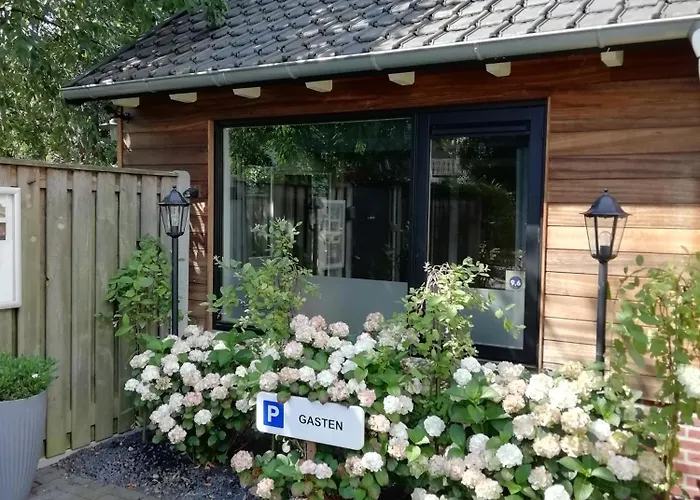 B & B Chawe