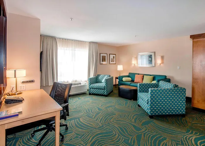 Springhill Suites By Marriott Pueblo Downtown