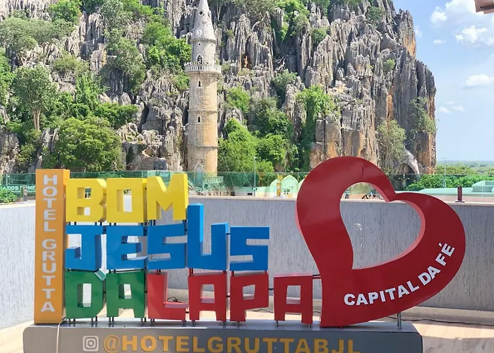 Hotéis centrais de Bom Jesus da Lapa 