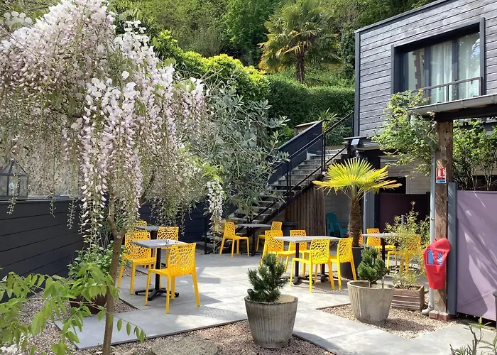 Hôtel Monet La Rivière-Saint-Sauveur