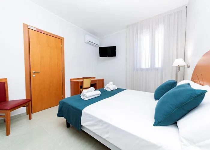 Hotel Alba Torre Lapillo