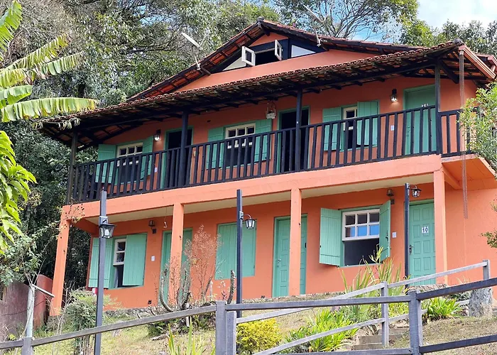 Hotéis centrais de Lavras Novas 