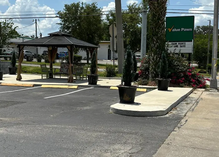 Shamrock Cove Inn Ocala