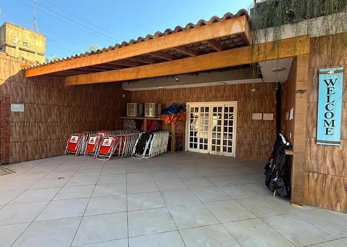 Hotéis centrais de Praia de Boraceia 