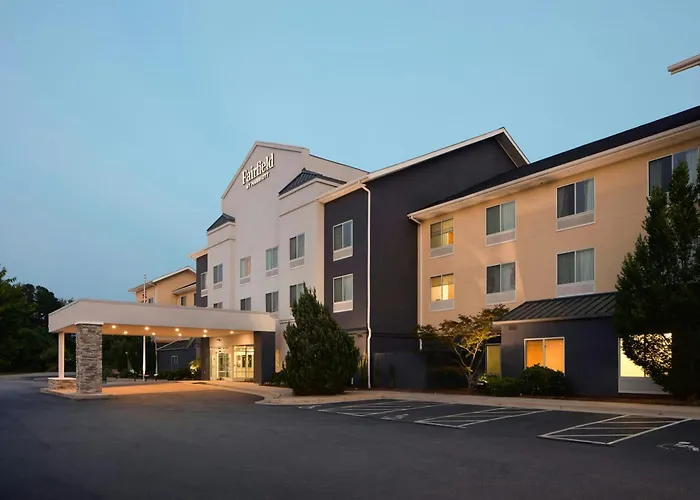 Fairfield Inn And Suites By Marriott South Boston