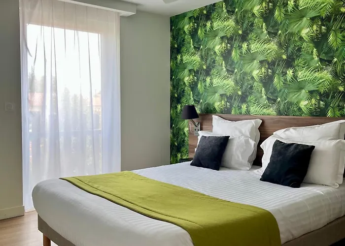 Athome Residence Et Spa La Rochelle 