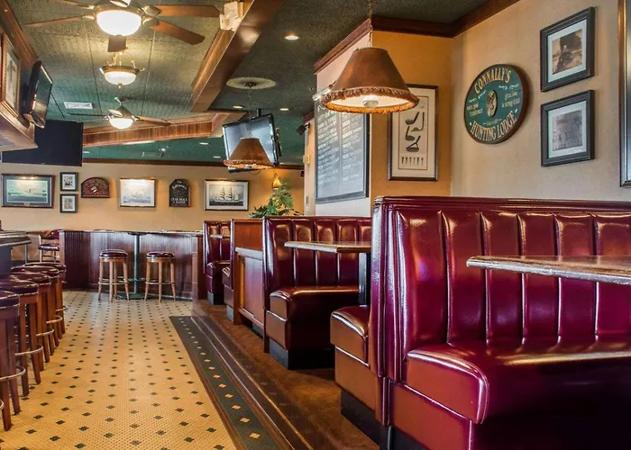 Clarion Hotel & Suites Riverfront Oswego