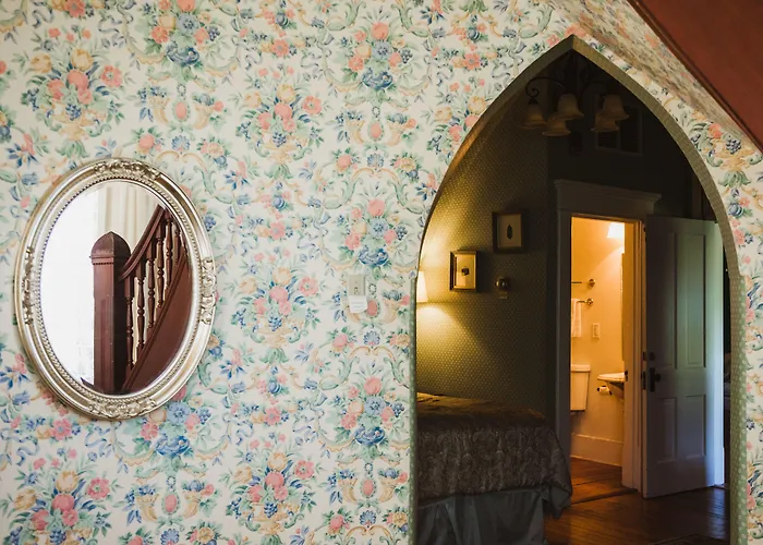 The Mansion At Elfindale Bed & Breakfast Springfield