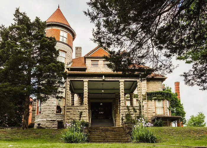 The Mansion At Elfindale Bed & Breakfast Springfield