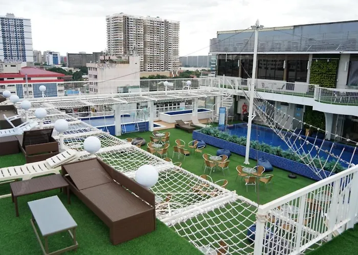 Selah Pods Hotel Manila