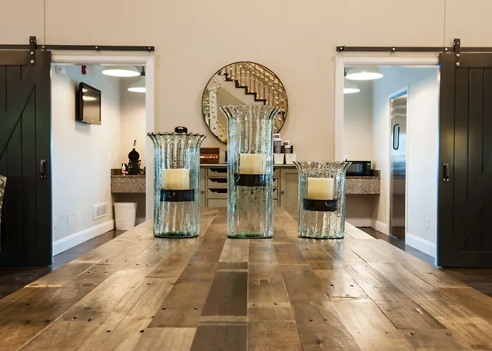 Best Western Plus University Park Inn & Suites