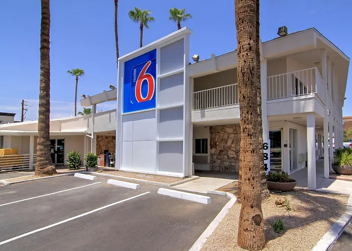Motel 6 Old Town Scottsdale Fashion Square