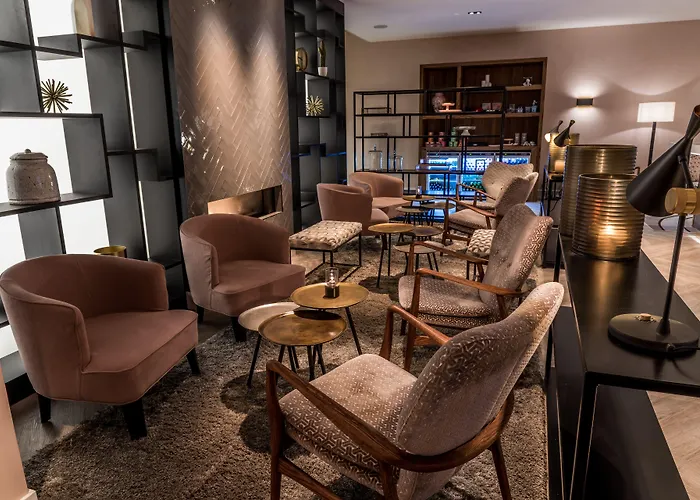 Sandton Eindhoven Centre - Hotel Eindhoven City Centre With Private Parking
