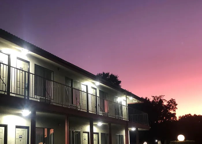 Atascadero Inn