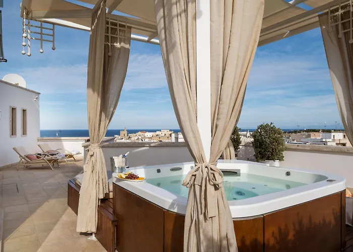 Relais Valle Dell'Idro - Rooftop & Sea View, Otranto
