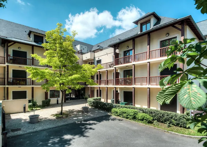 Comfort Aparthotel Lourdes L'Acacia