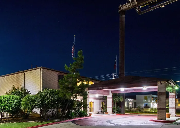 Quality Inn University Near Downtown San Marcos