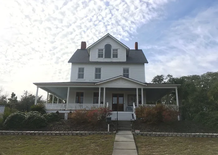 Surf Song Bed & Breakfast Tybee Island
