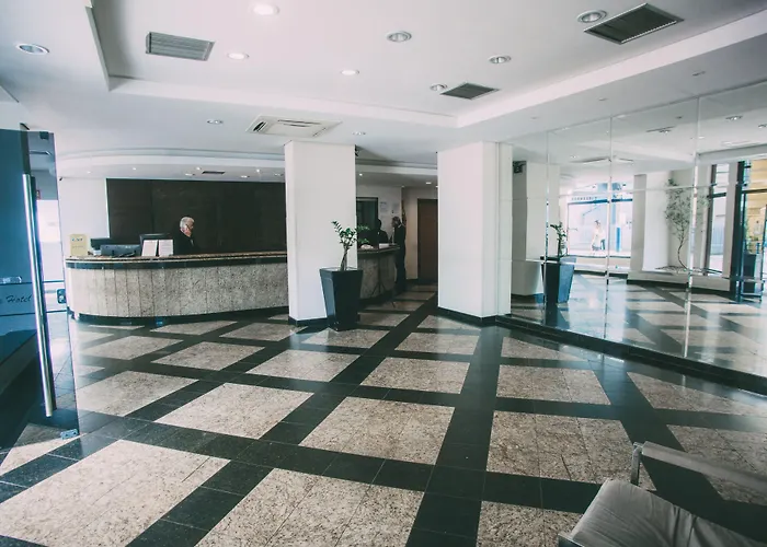 Hotéis centrais de Balneario Camboriu 