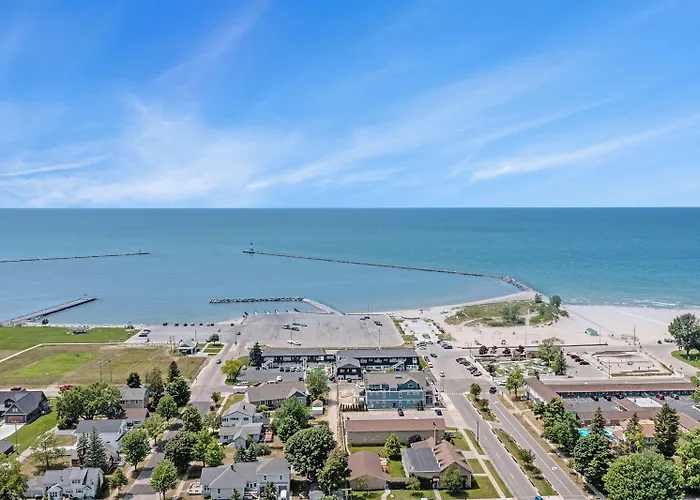 Snyders Shoreline Inn Ludington