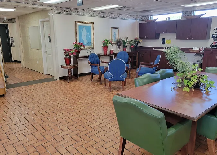 Studio 9 Inn & Suites Decatur
