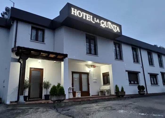 Hotel La Quinta Cue
