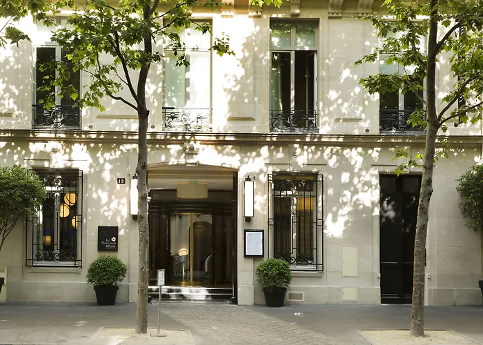 Hotel Le Narcisse Blanc à Paris