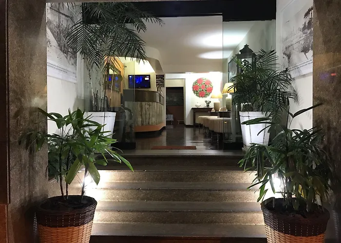 Hotéis centrais de Angra dos Reis 