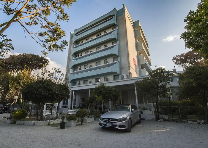Hotel Zanarini