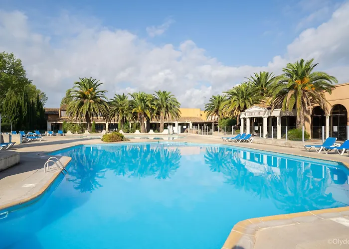 Aparthotel Adonis Arles By Olydea