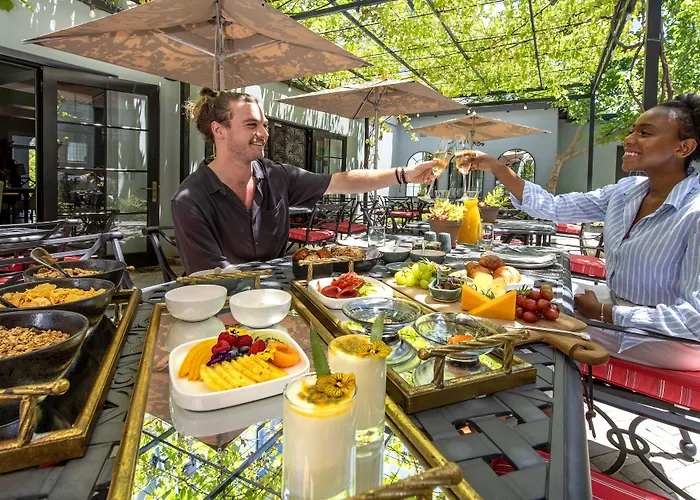 La Fontaine Boutique Hotel By The Oyster Collection