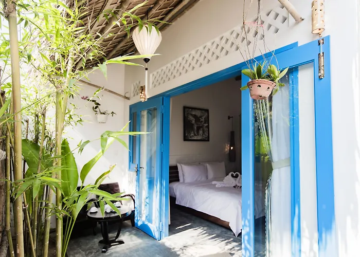 Cashew Tree Bungalow Hội An