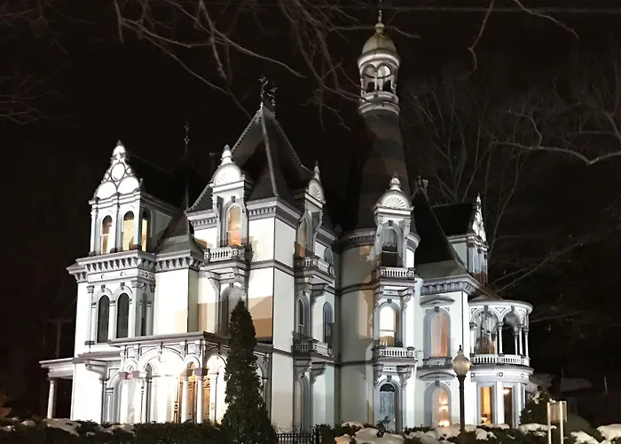 Batcheller Mansion Inn Saratoga Springs