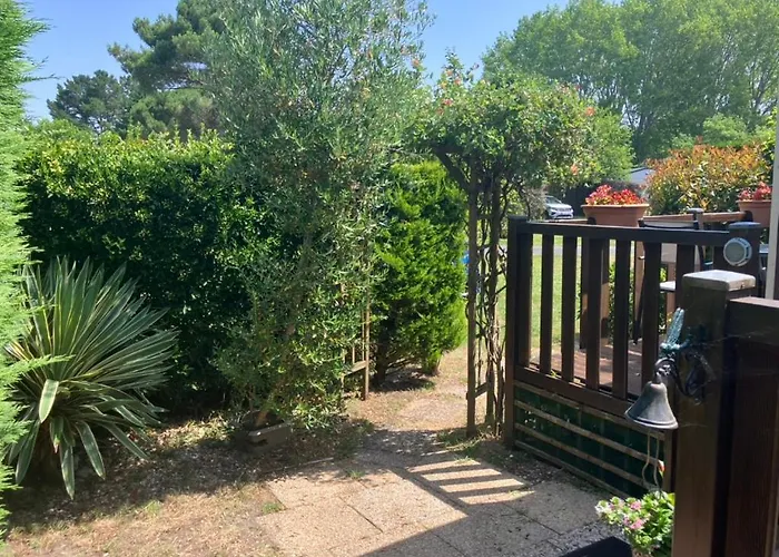 Les Charmettes Holiday Home