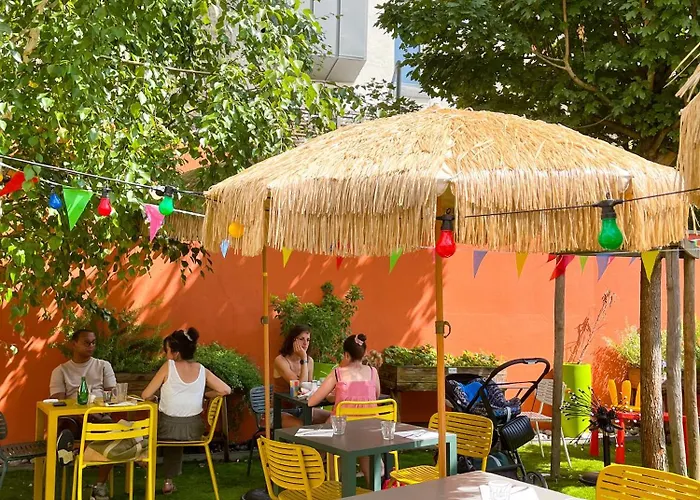 Hotel The People - Tours